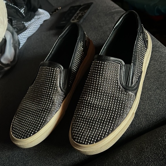 Saint Laurent studded sneakers - Picture 3 of 10